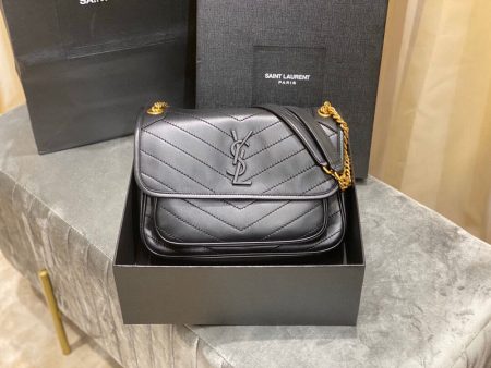 EH - Yves Saint Laurent Bags - 4953 For Discount